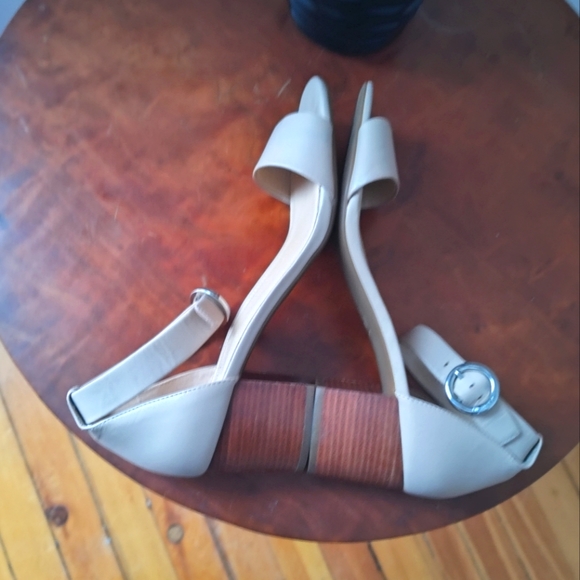 MICHAEL Michael Kors block heel ankle strap heeled sandal in nude - Picture 4 of 6